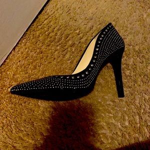 Jessica Simpson Black Pumps
